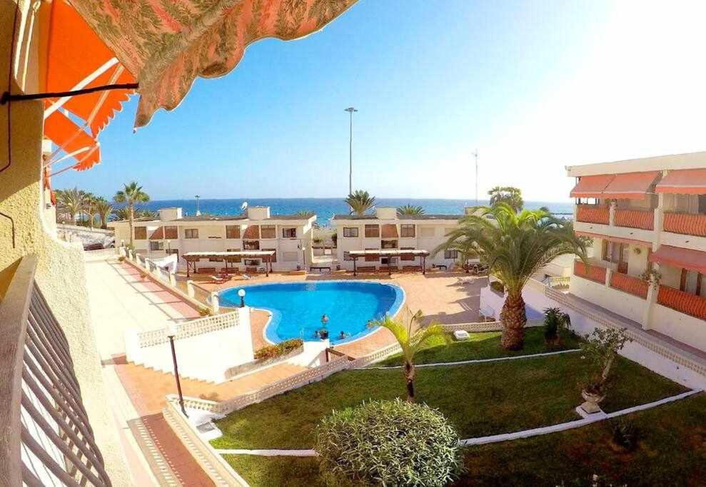 Vera Mar 9C Primera Linea Con Piscina Y Parking Los Cristianos  Luaran gambar